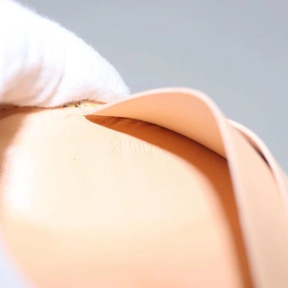 LOUIS VUITTON Cherry Blossom Agenda Mini Day Planner Cover - Picture 14 of 16